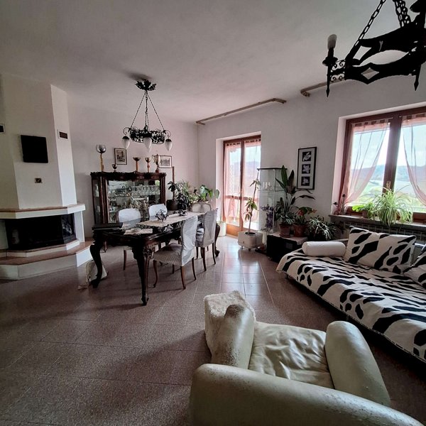 casa indipendente in vendita a Sciolze