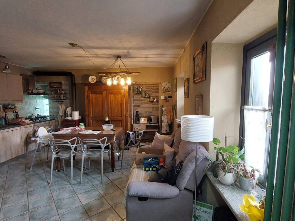 casa indipendente in vendita a Sciolze