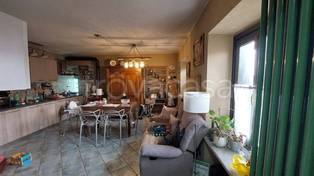 casa indipendente in vendita a Sciolze