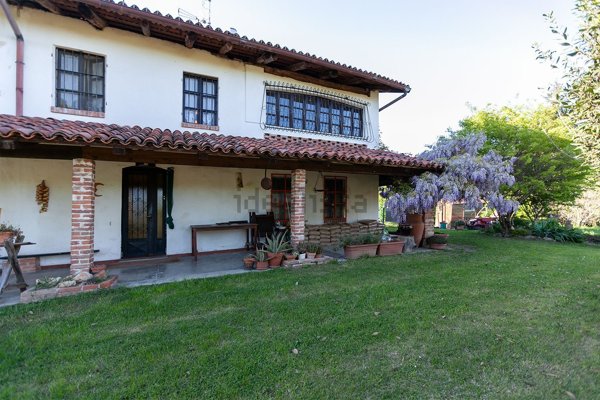 casa indipendente in vendita a Sciolze