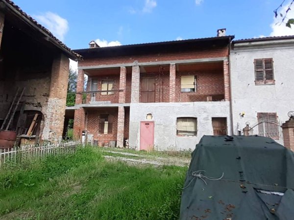 casa indipendente in vendita a Sciolze