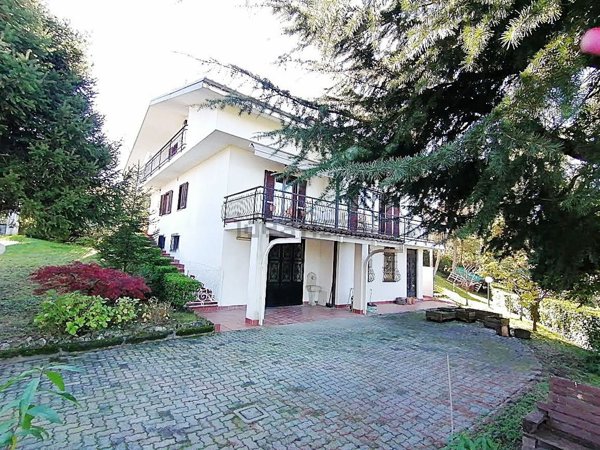 casa indipendente in vendita a Sciolze