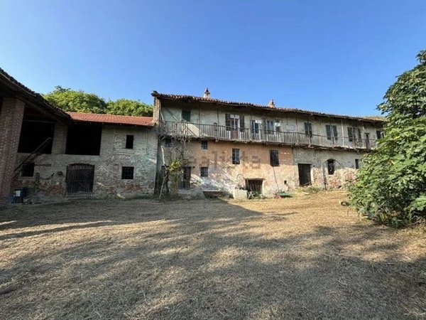 casa indipendente in vendita a Sciolze