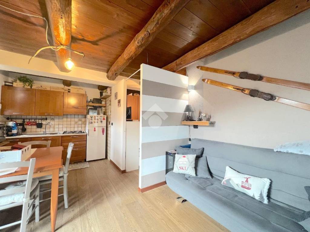 appartamento in vendita a Sestriere in zona Champlas Du Col