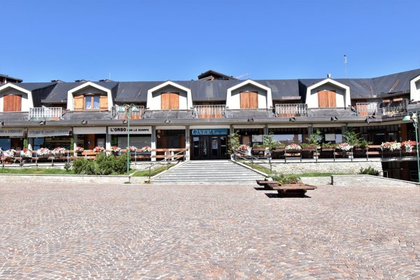 locale commerciale in vendita a Sestriere