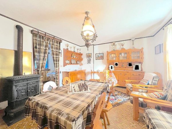 casa semindipendente in vendita a Sestriere in zona Champlas Du Col