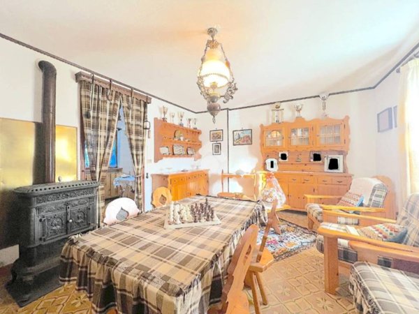 casa semindipendente in vendita a Sestriere in zona Champlas Du Col