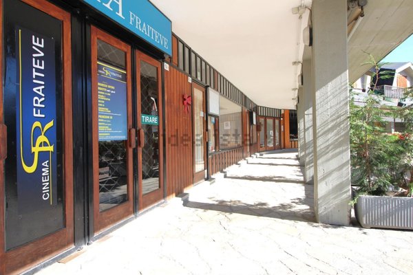 locale commerciale in vendita a Sestriere