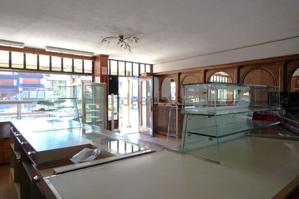 locale commerciale in vendita a Sestriere