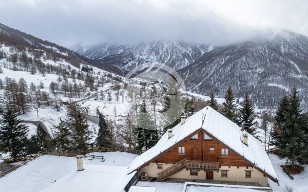 casa indipendente in vendita a Sestriere