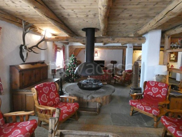 casa indipendente in vendita a Sestriere