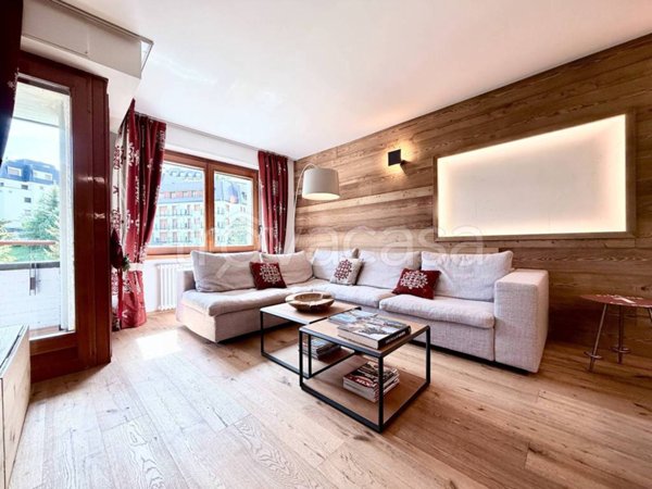 appartamento in vendita a Sestriere in zona Borgata di Sestriere
