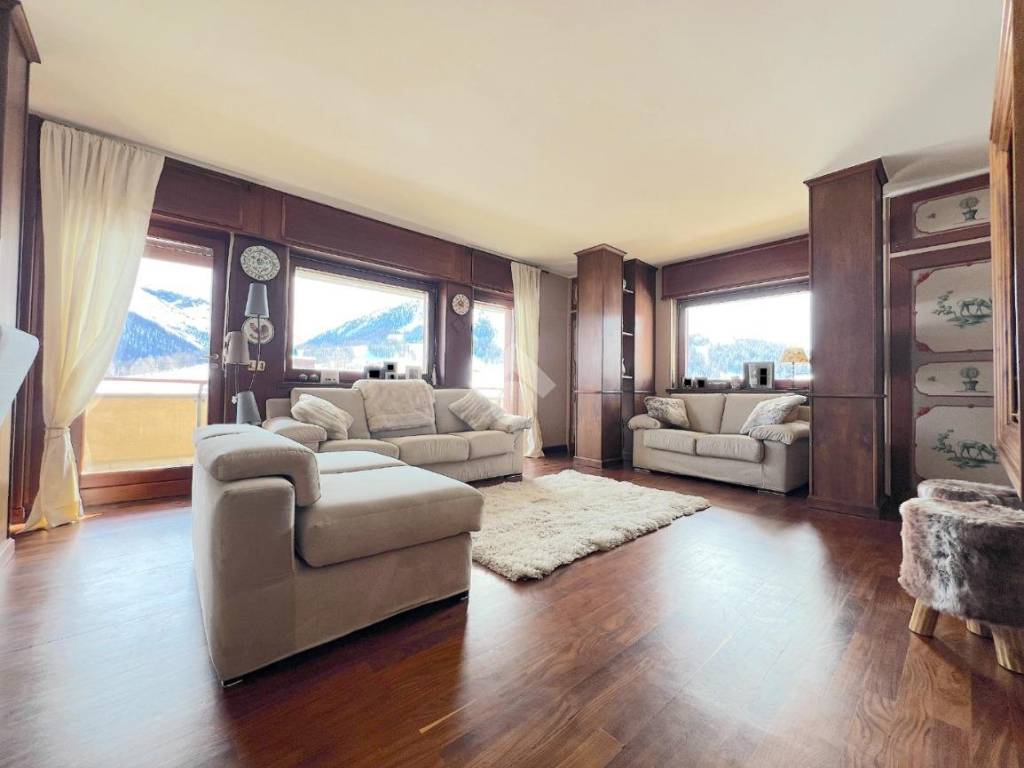 appartamento in vendita a Sestriere in zona Borgata di Sestriere