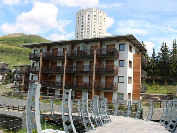 locale commerciale in vendita a Sestriere in zona Borgata di Sestriere