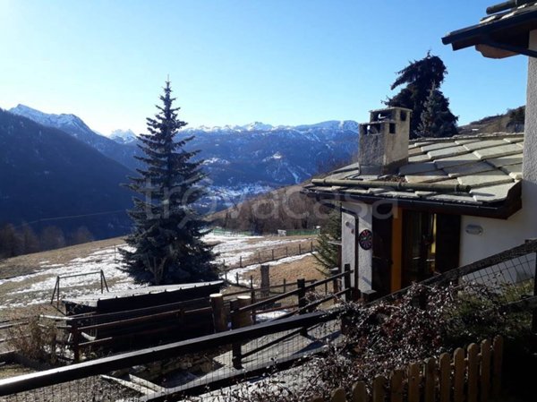 casa indipendente in vendita a Sestriere in zona Champlas Du Col