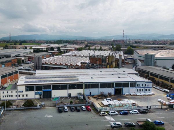 locale commerciale in vendita a Settimo Torinese