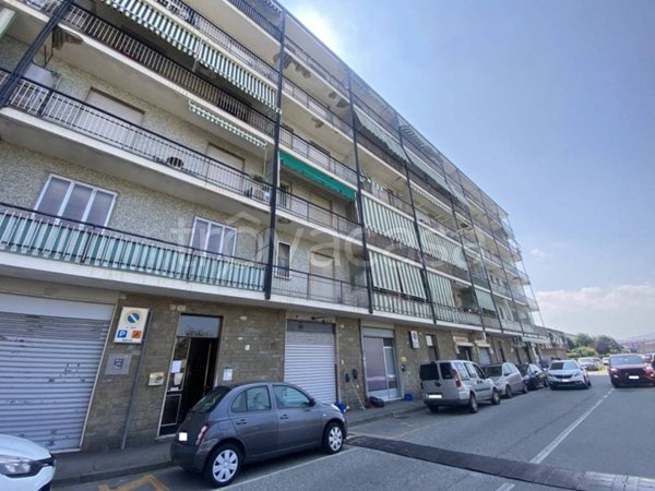 negozio in vendita a Settimo Torinese