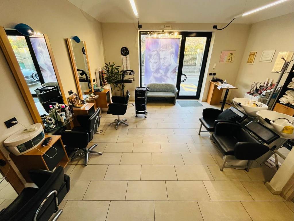 negozio in vendita a Settimo Torinese