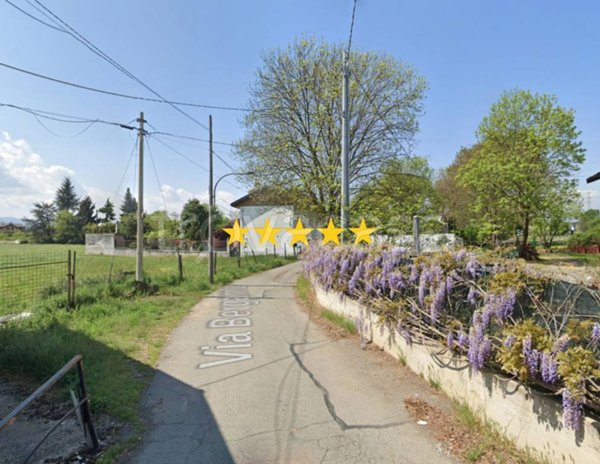 locale di sgombero in vendita a Settimo Torinese