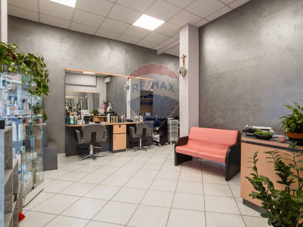 negozio in vendita a Settimo Torinese