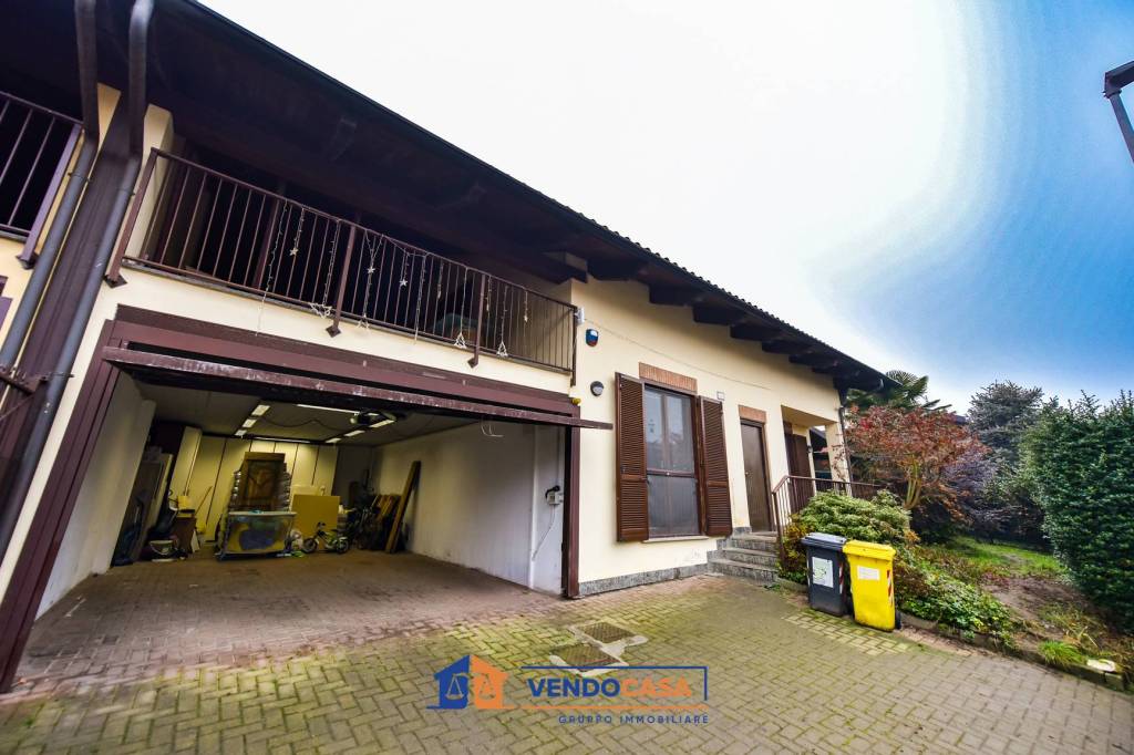 casa indipendente in vendita a Settimo Torinese in zona Mezzi Po