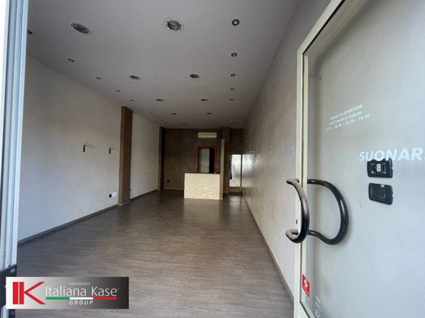 negozio in vendita a Settimo Torinese