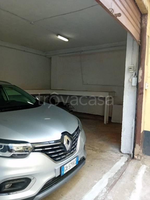 locale di sgombero in vendita a Settimo Torinese