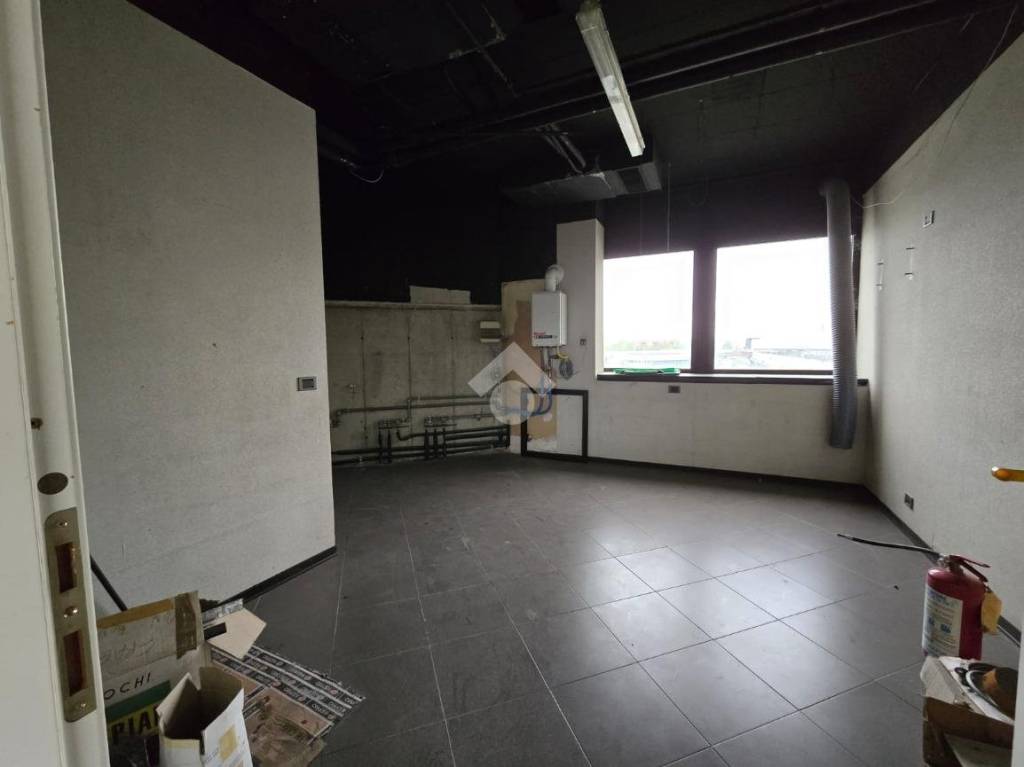 negozio in vendita a Settimo Torinese