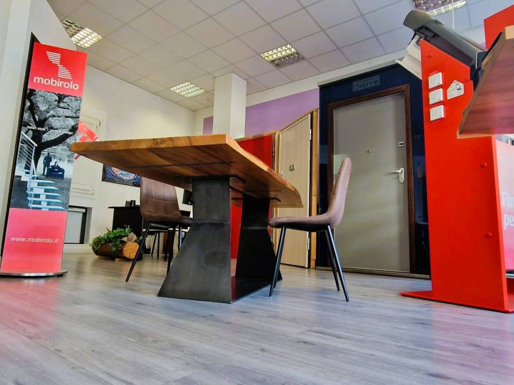 negozio in vendita a Settimo Torinese