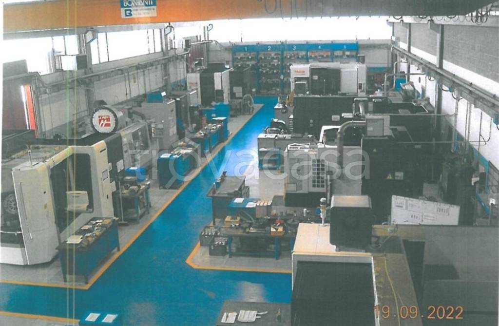 locale commerciale in vendita a Settimo Torinese