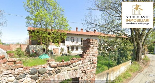 locale di sgombero in vendita a Settimo Torinese