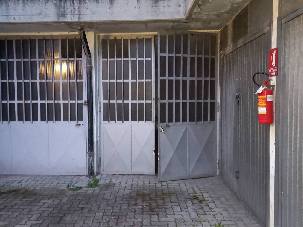 locale commerciale in vendita a Settimo Torinese