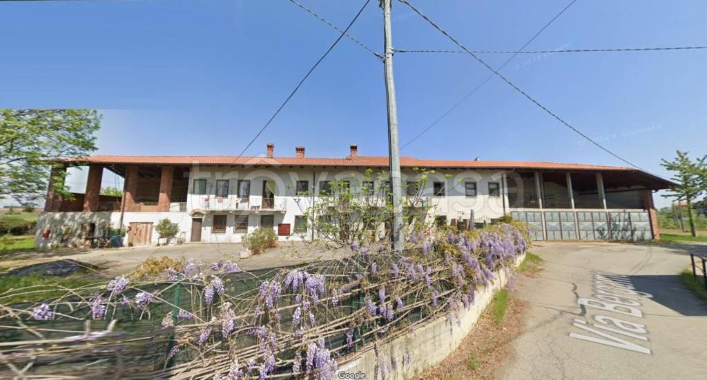 locale di sgombero in vendita a Settimo Torinese