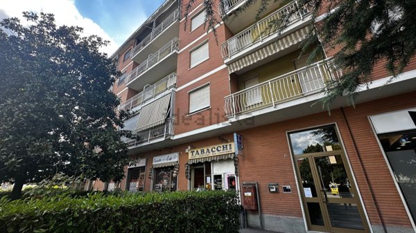 locale commerciale in vendita a Settimo Torinese