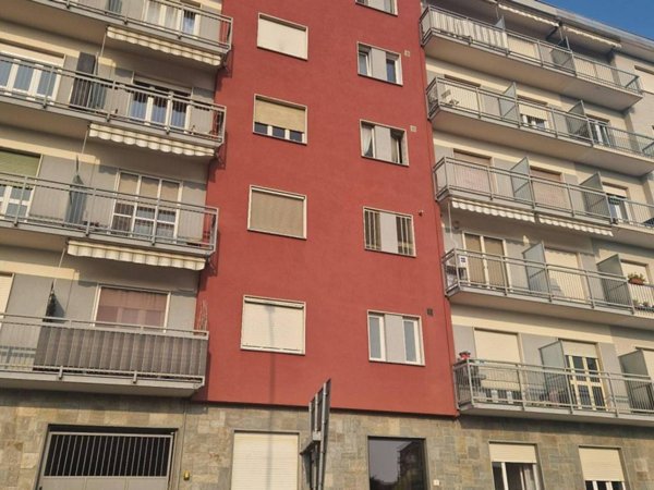 locale commerciale in vendita a Settimo Torinese