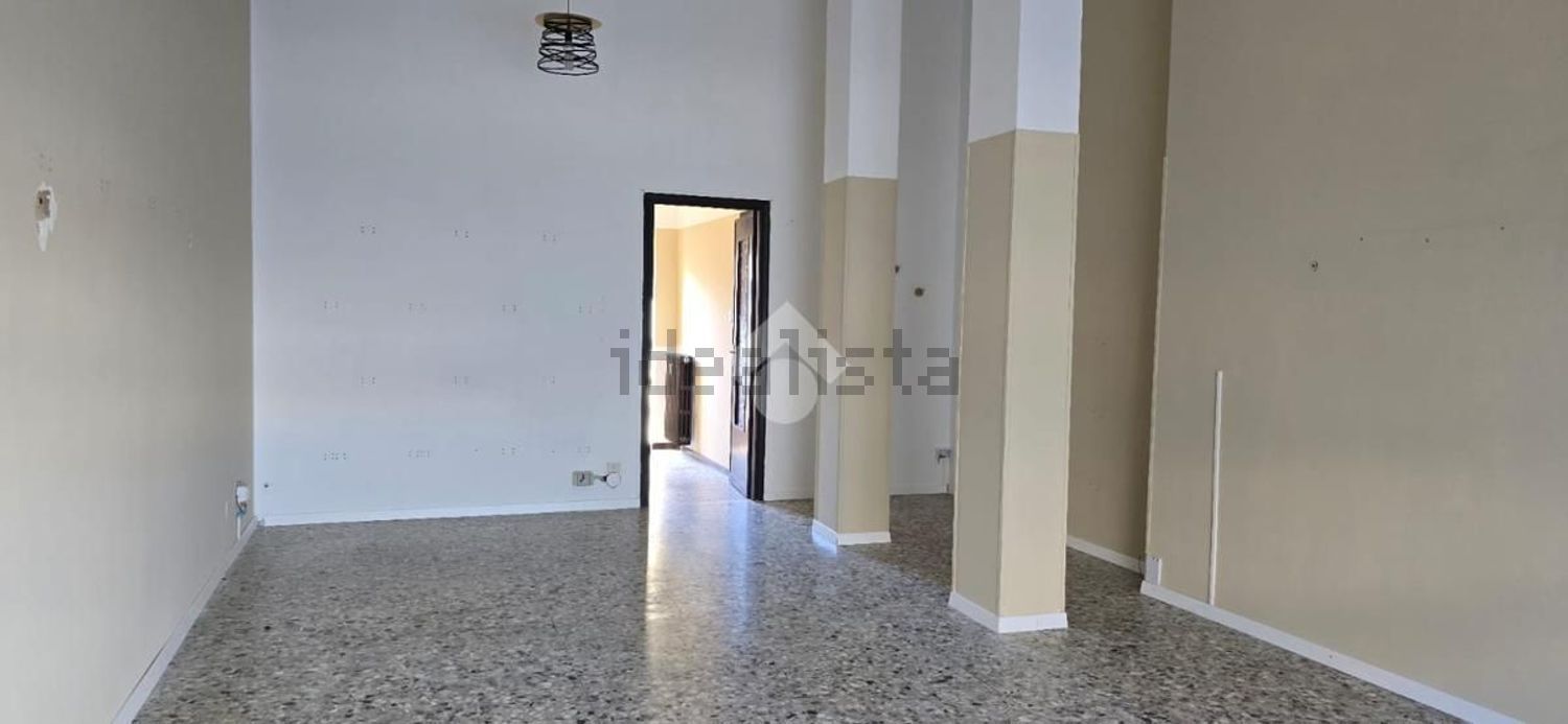negozio in vendita a Settimo Torinese