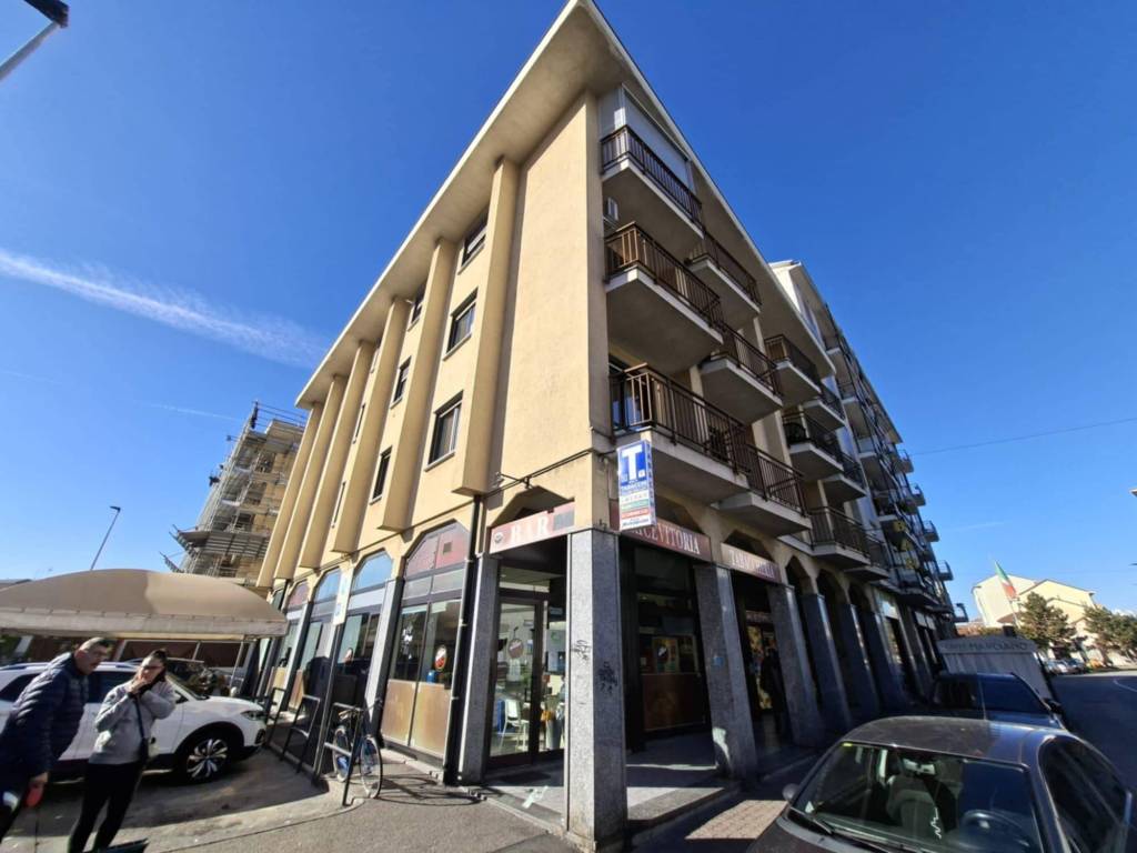 ufficio in vendita a Settimo Torinese