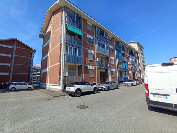 appartamento in vendita a Settimo Torinese in zona Le Villette