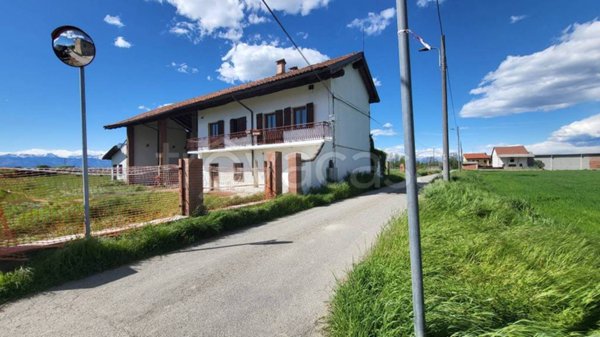 casa indipendente in vendita a Settimo Torinese in zona Mezzi Po
