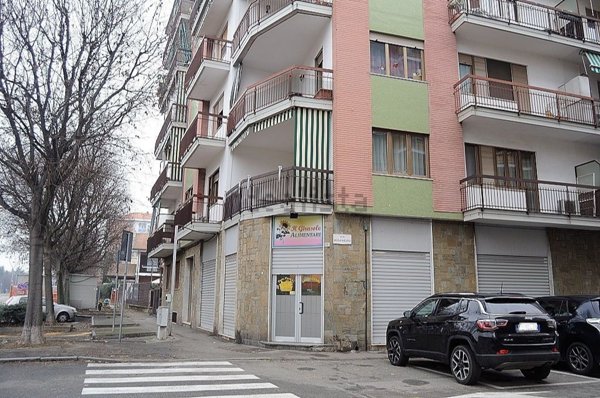 ufficio in vendita a Settimo Torinese