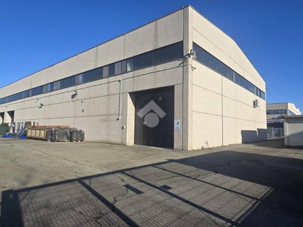 capannone in vendita a Settimo Torinese