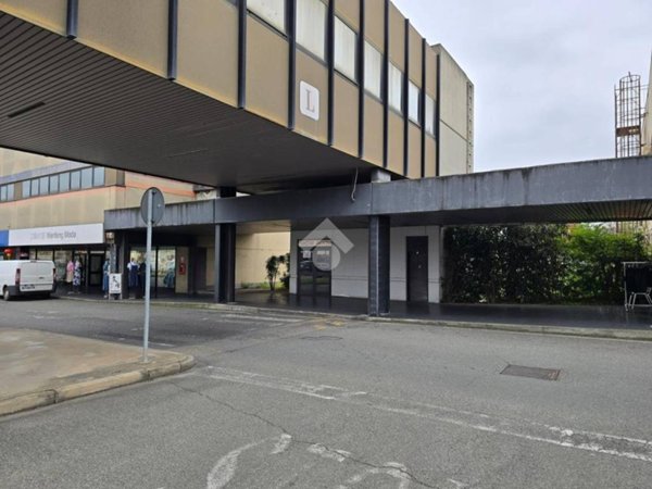 negozio in vendita a Settimo Torinese