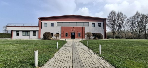 capannone in vendita a Settimo Torinese