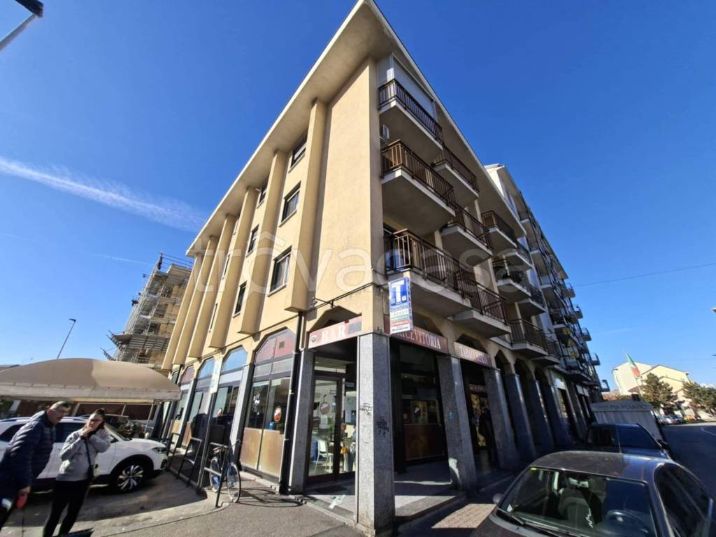 ufficio in vendita a Settimo Torinese