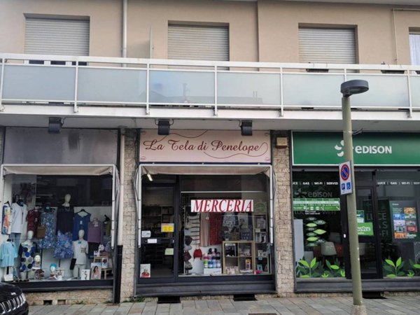 negozio in vendita a Settimo Torinese