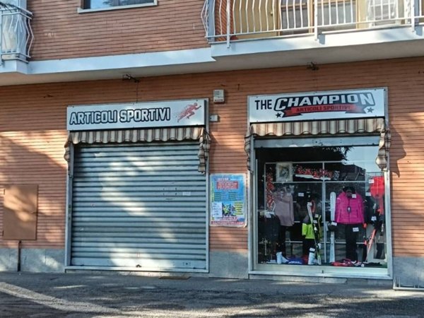 negozio in vendita a Settimo Torinese