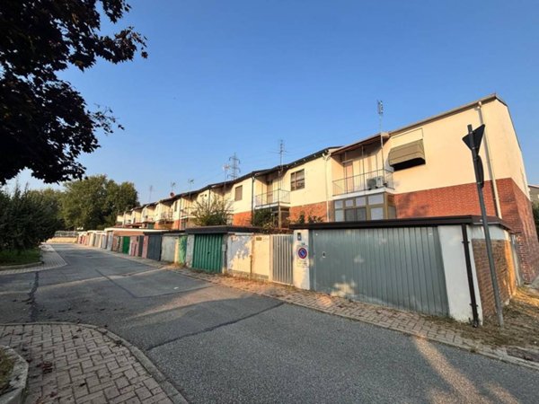 casa indipendente in vendita a Settimo Torinese in zona Le Villette