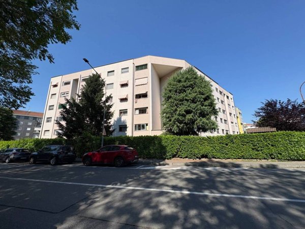 appartamento in vendita a Settimo Torinese in zona Le Villette