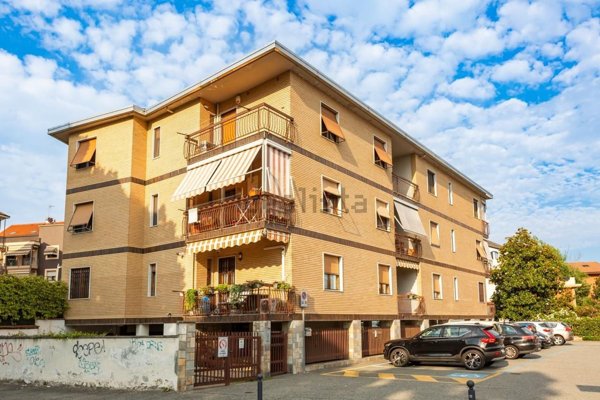 appartamento in vendita a Settimo Torinese in zona Le Villette