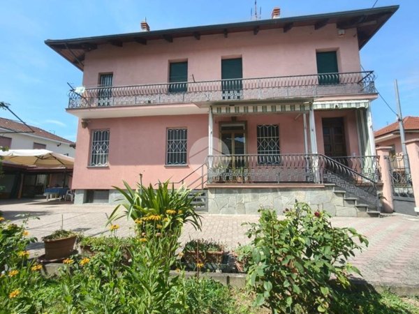 casa indipendente in vendita a Settimo Torinese in zona Le Villette